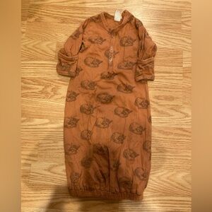 Kate Quinn sleeping fox gown